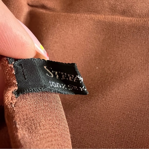 Vintage STEFANO RICCI Brown Silk Pocket Square 12”x12” - Picture 4 of 7